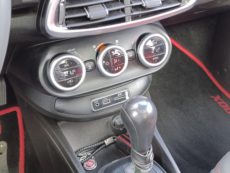 Fiat 500X 2.0 MULTIJET 103kW 4X4  - fotka 28 z 40