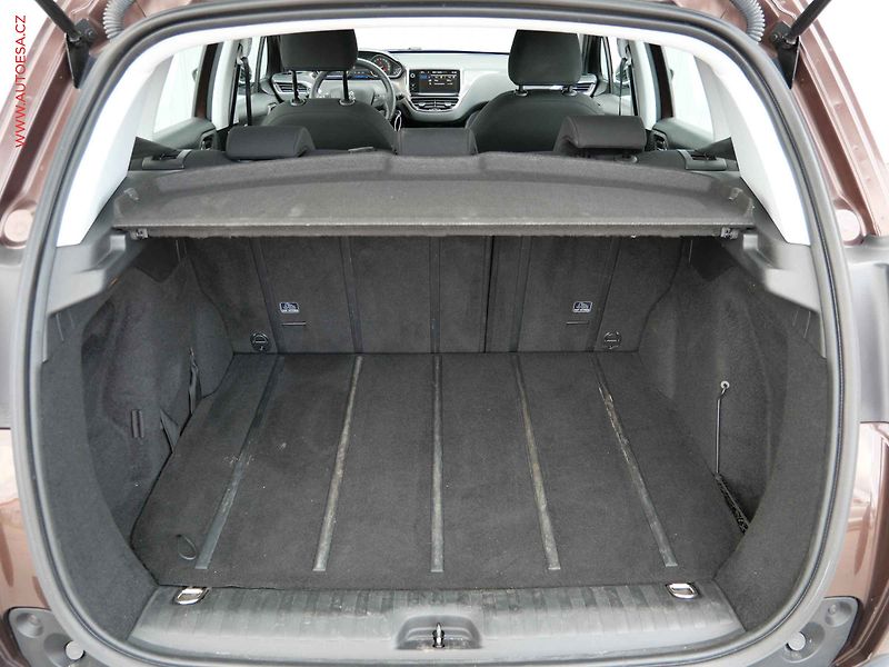 Peugeot 2008 (2013) 1.4HDi, ČR, Active, TZ, navi - fotka 7 z 21