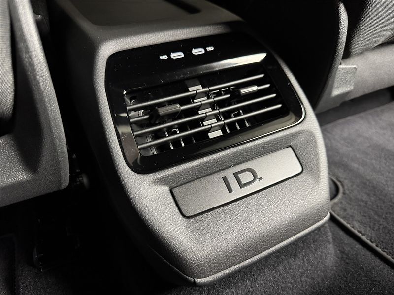 Volkswagen ID.4 Pro Performance GTX 4Motion - fotka 17 z 50