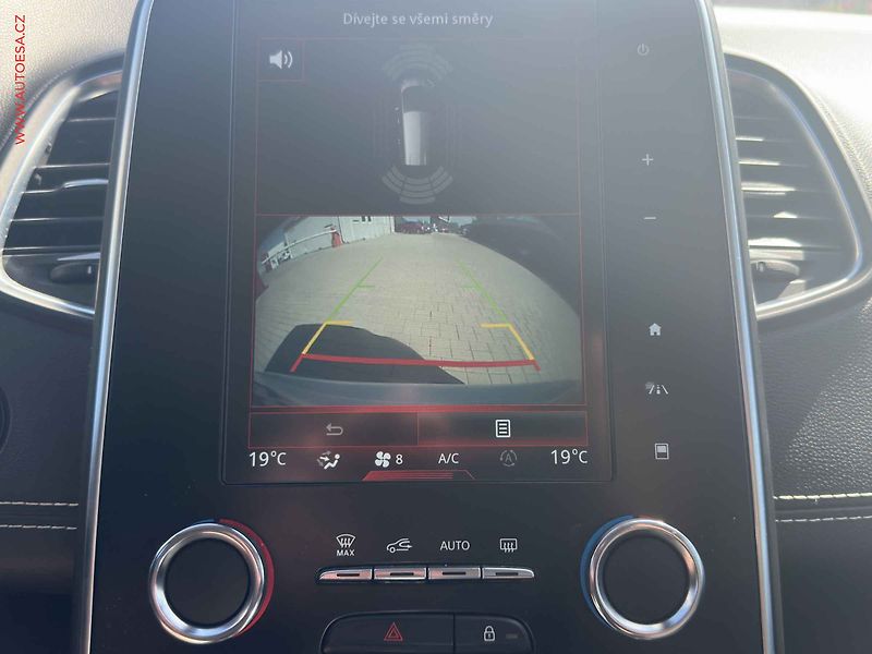 Renault Grand Scénic (2019) 1.7 dCI 7míst, 2.maj, AT - fotka 16 z 19
