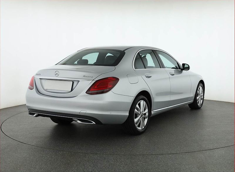 Mercedes-Benz Třídy C (2018) Avantgarde C 220 d 4MATIC - fotka 5 z 20