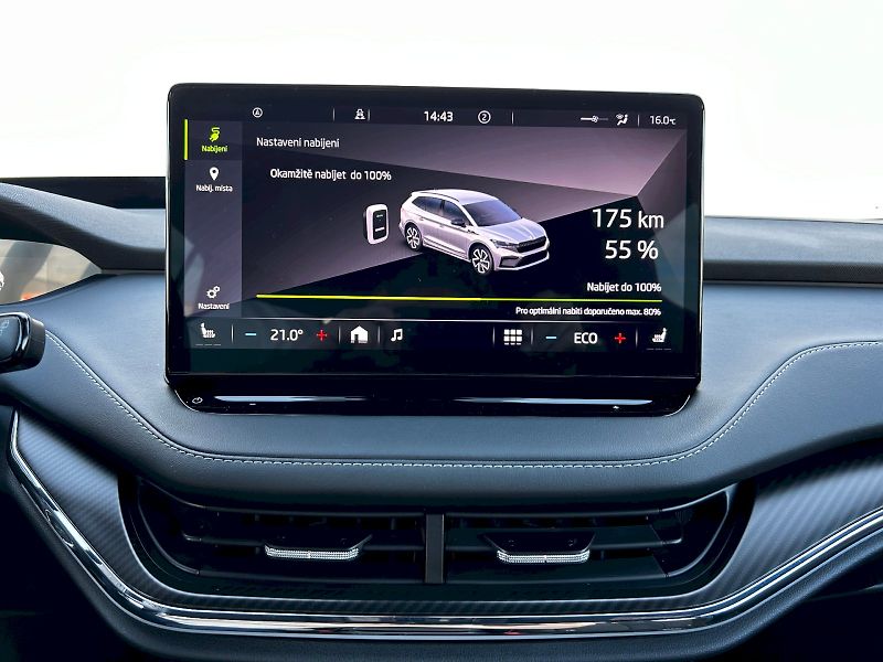 Škoda Enyaq (2023) 80 iV 150kW Sportline - fotka 18 z 35