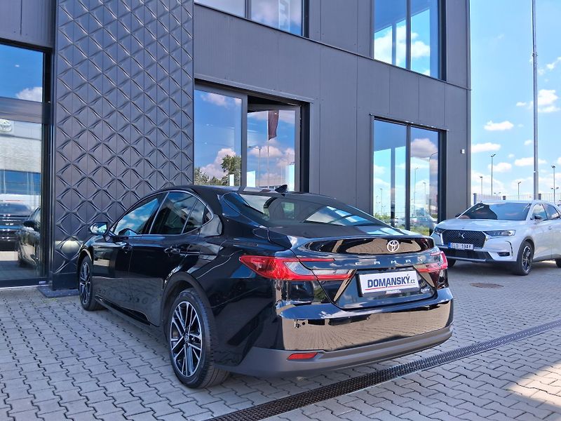 Toyota Camry EXECUTIVE 2.5 Hyb. 169 kW - fotka 8 z 40