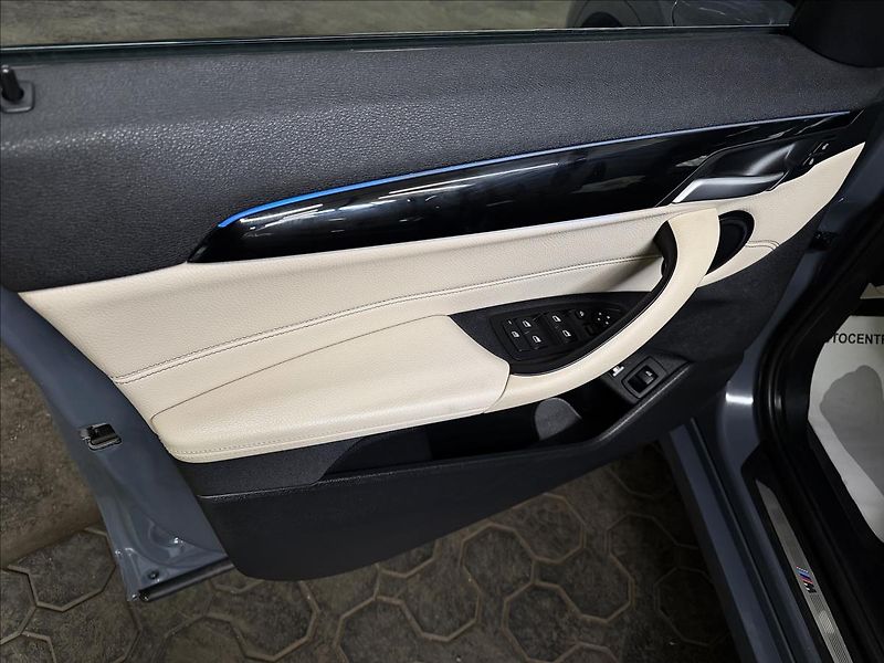 BMW X1 XDRIVE 25E M SPORT PANO 2XALU - fotka 14 z 48