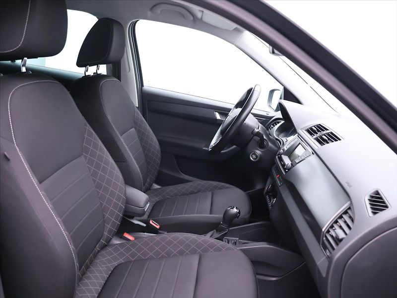 Škoda Fabia 1,0 TSI 81kW Style DSG CZ DPH - fotka 11 z 29