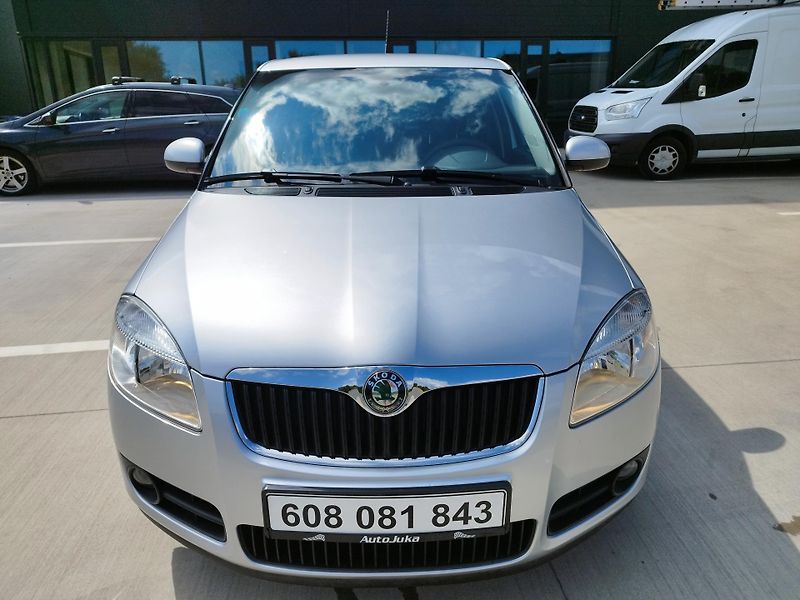 Škoda Fabia II.1.2i,51kw,volat- 608081843 - fotka 8 z 18