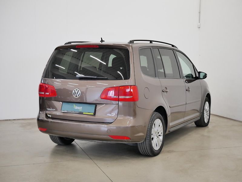 Volkswagen Touran - fotka 2 z 25