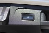 Volkswagen Touran 2.0TDI DSG 110kW - náhled 42