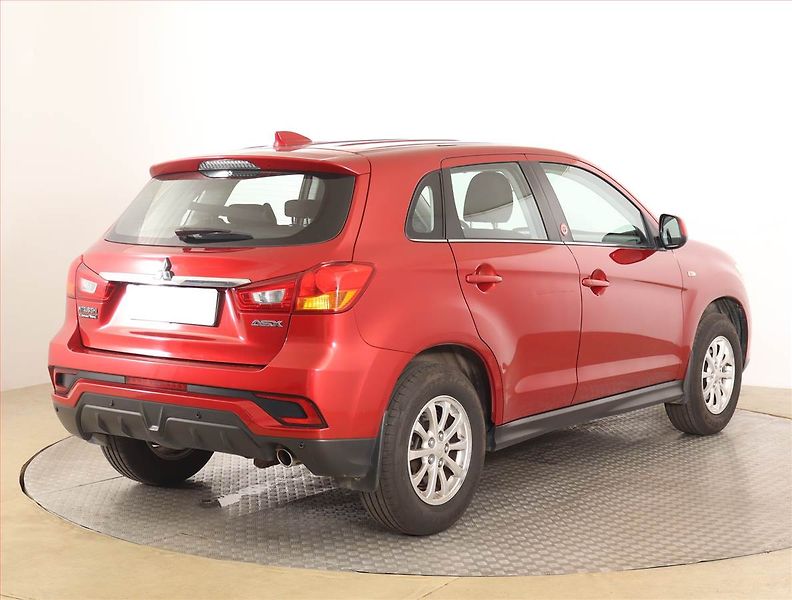 Mitsubishi ASX (2018) Invite 1.6 MIVEC, Serv.kniha - fotka 5 z 17