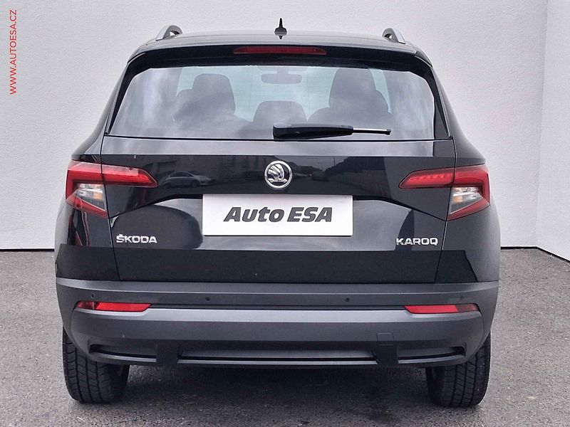 Škoda Karoq (2018) 1.0 TSi, Ambition, park.čidla - fotka 5 z 16