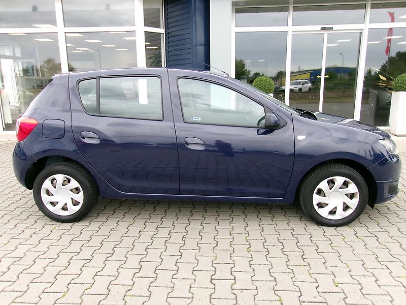 Dacia Sandero (2015) 1.2 16V - fotka 5 z 16