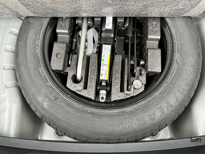 Škoda Octavia (2024) 1.5 TSI 110kW MHEV Top Selecti - fotka 24 z 24