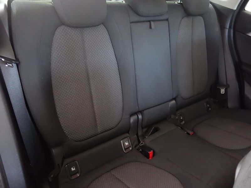 BMW X1 (2019) 116d 85kW sDRIVE -DPH - fotka 26 z 35