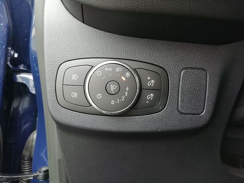 Ford Puma Titanium 1,0 ECB 92 kW - fotka 16 z 19