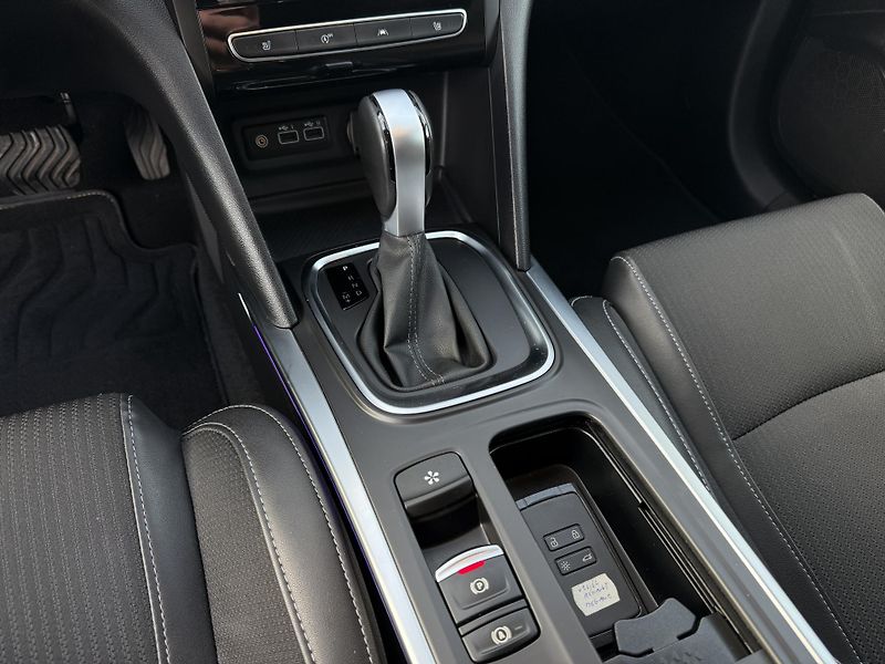 Renault Mégane 1.3TCe 140 Automat LED NAVI - fotka 14 z 21