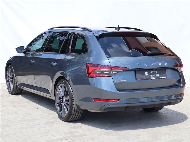 Škoda Superb 2,0 TDI DSG ACC DCC Kamera LED - fotka 4 z 58