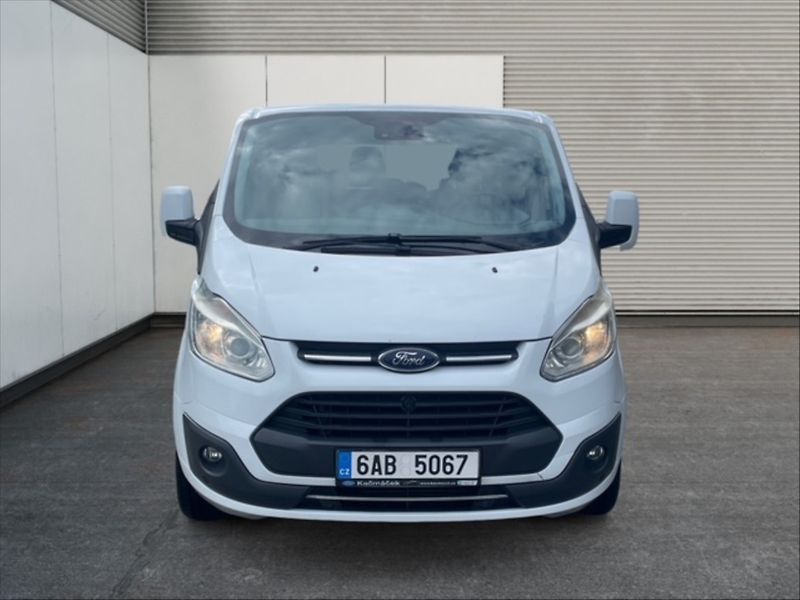 Ford Tourneo Custom 2,0 TDCi96 Titanium 310 S - fotka 2 z 11