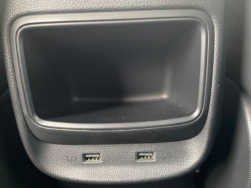 MG ZS (2023) 1,0 T. Exclusive (82kW) Aut. - fotka 29 z 33