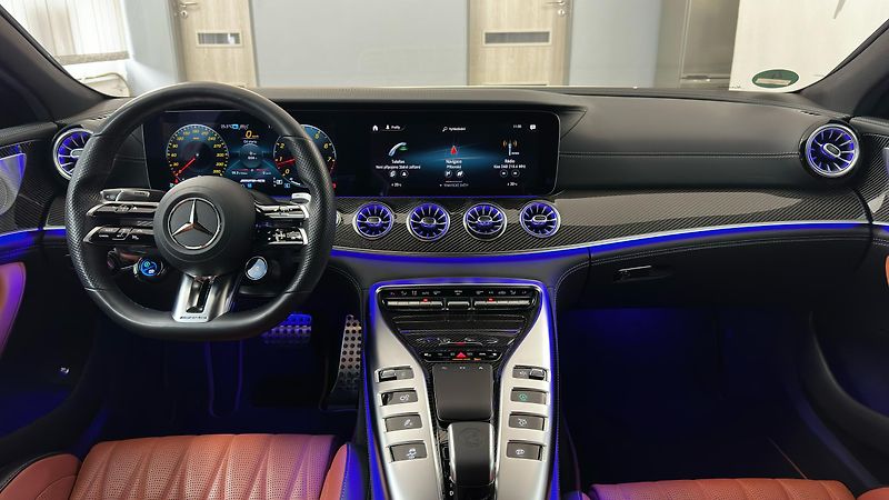 Mercedes-Benz AMG GT AMG GT 63 S 4MATIC+ - fotka 27 z 59