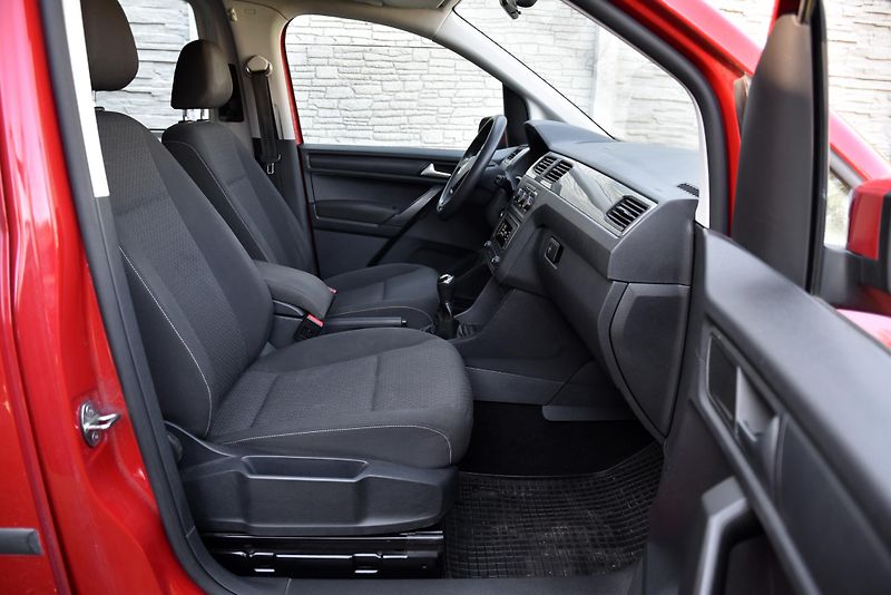 Volkswagen Caddy 2.0 TDi CR, KLIMA, TEMP, ČR - fotka 29 z 49
