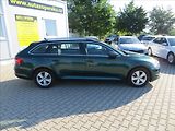Škoda Superb 2,0 TDI Ambition DSG ČR - náhled 9