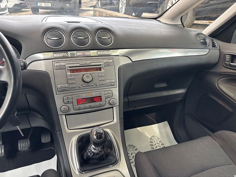 Ford S-MAX 1.8TDCi/2007/7MÍST,2MAJ,SERVIS - fotka 23 z 44