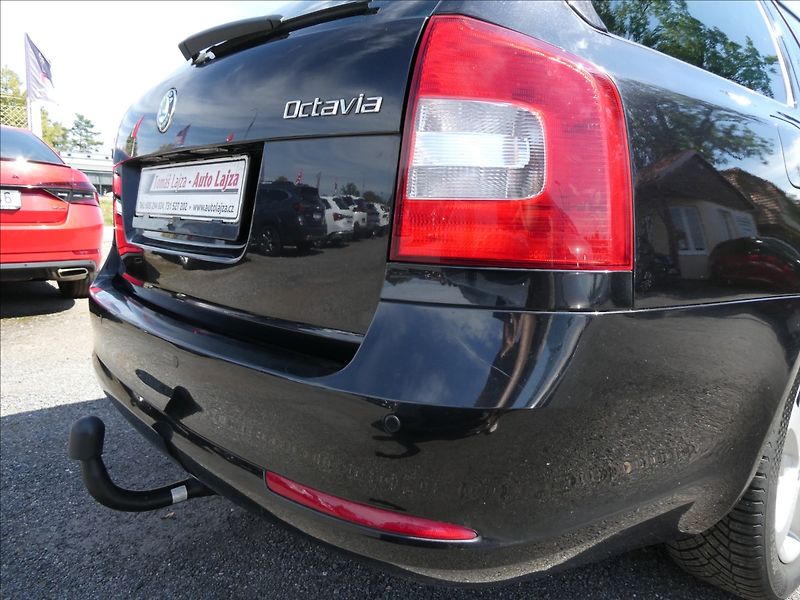 Škoda Octavia 1,4 TSi 90kW po servise, závěs - fotka 9 z 45