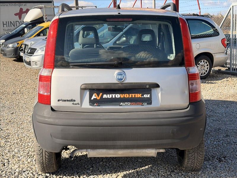 Fiat Panda 1,2 i 4X4 - fotka 6 z 18