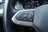 Volkswagen Passat (2022) 2.0 TDI, Automat, Serv.kniha - náhled 17