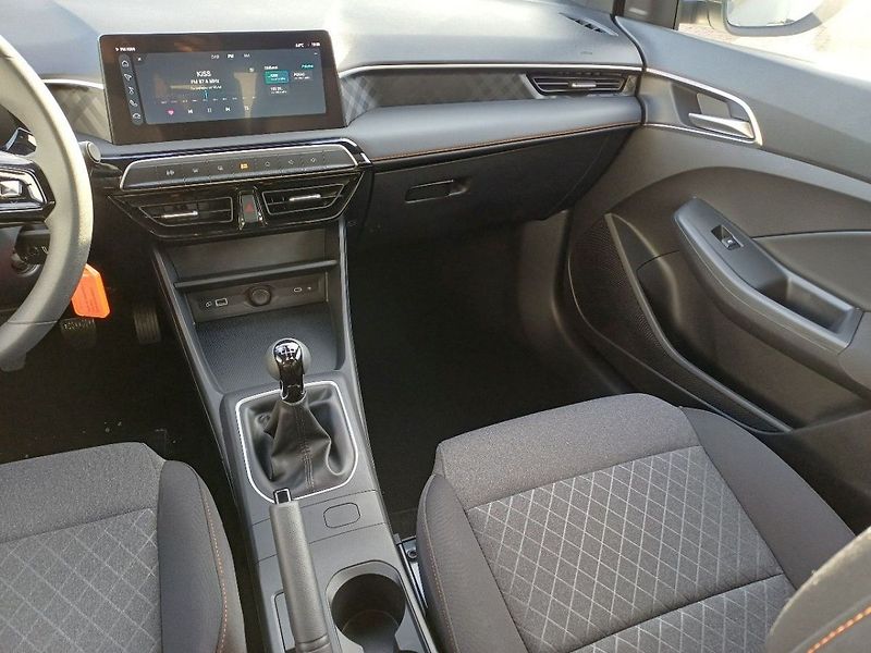 MG MG3 EXCITE 1,5l 85 kW - fotka 6 z 12