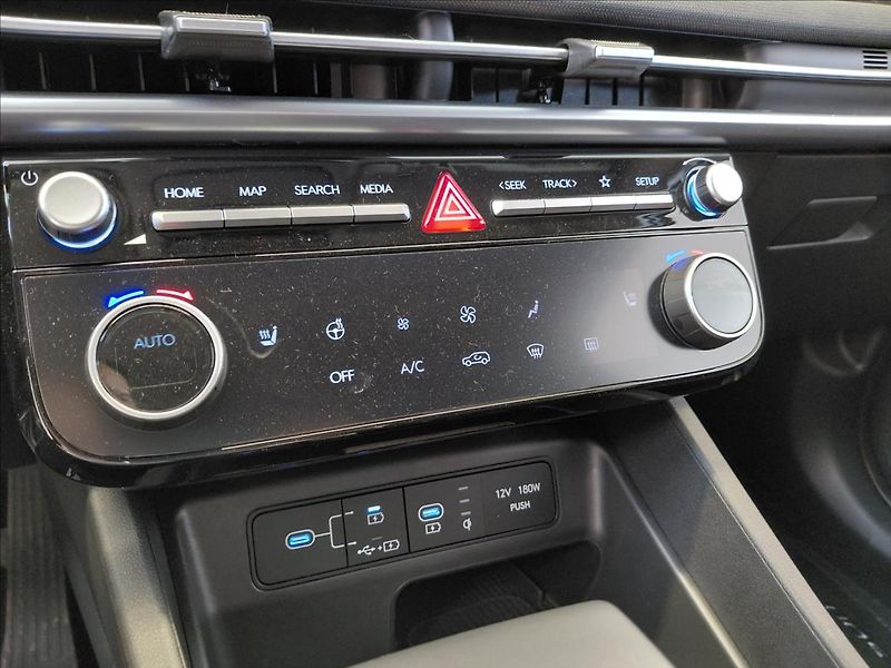 Hyundai Tucson (2024) 1,6 TGDI DCT STYLE 18 SP NEOBJ - fotka 15 z 16