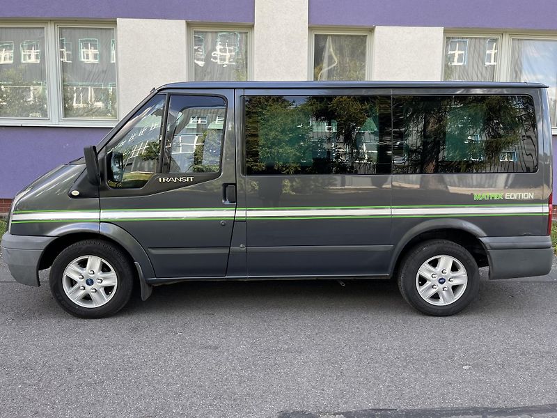 Ford Transit 2,2 TDCi EUROLINE /7-míst/  - fotka 2 z 29