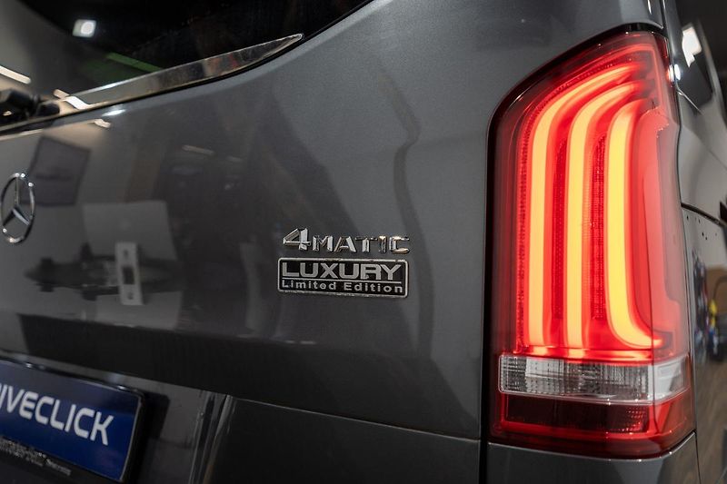 Mercedes-Benz Ostatní V300d 4MATIC 176 kW - fotka 27 z 32