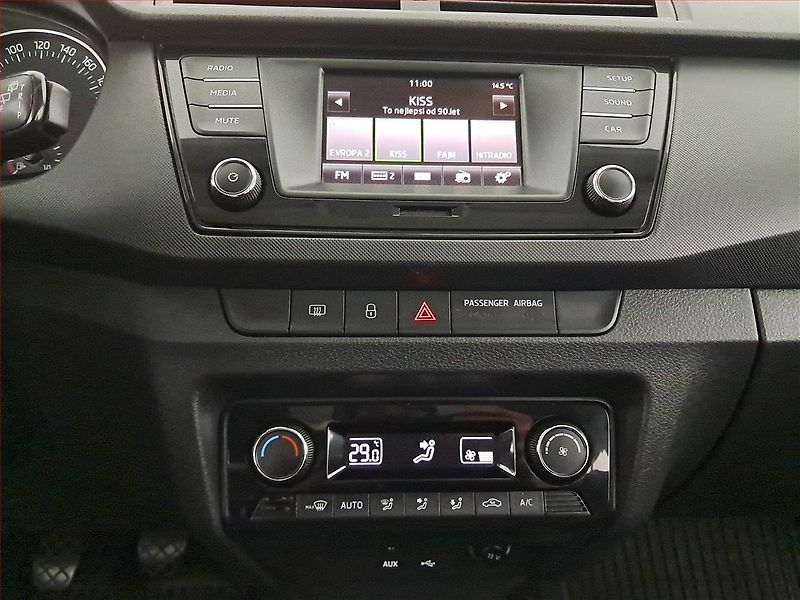 Škoda Fabia (2015) 1.4 TDI, Tempomat - fotka 12 z 15