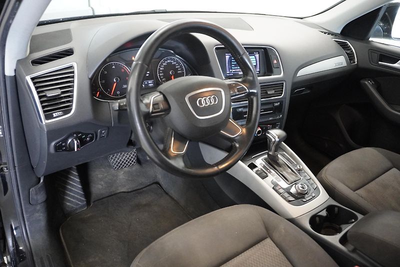 Audi Q5 VAN 3,0 TDI QUATTRO AUT. - fotka 13 z 28