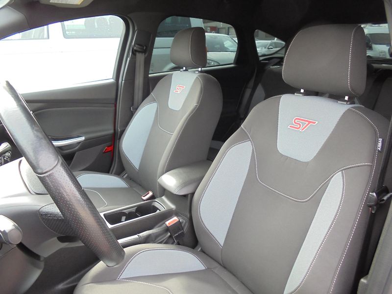 Ford Focus (2017) 2.0 ST- 188kW- 74000 km- KLIMA - fotka 10 z 11