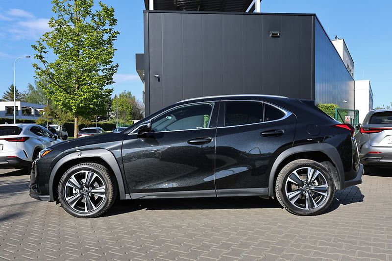 Lexus UX 300h 300H 2.0 HEV BUSINESS TECH - fotka 30 z 30