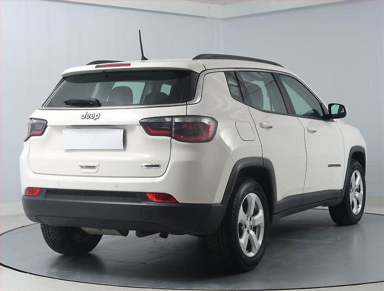 Jeep Compass (2018) 1.6 MultiJet, Serv.kniha - fotka 5 z 15