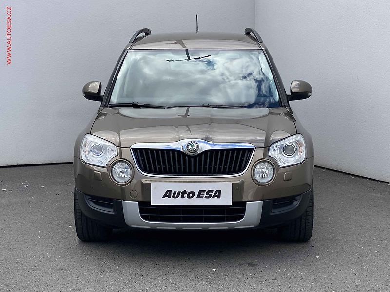 Škoda Yeti (2013) 2.0 TDi 4x4, ELE, DSG, bixen - fotka 2 z 20