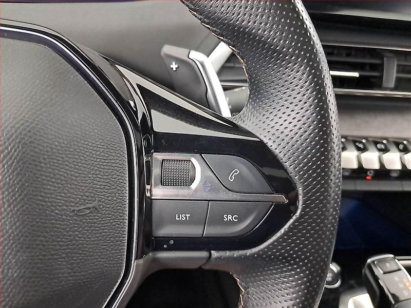 Peugeot 3008 (2022) GT 1.5 BlueHDi - fotka 20 z 23