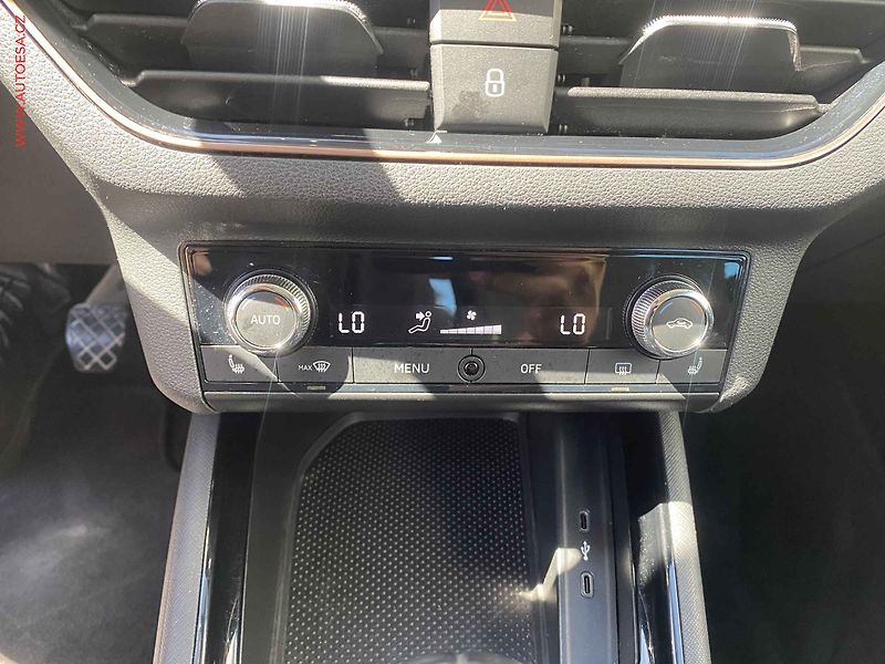 Škoda Kamiq (2020) 1.0 TSi, 1.maj,ČR, Style - fotka 17 z 19