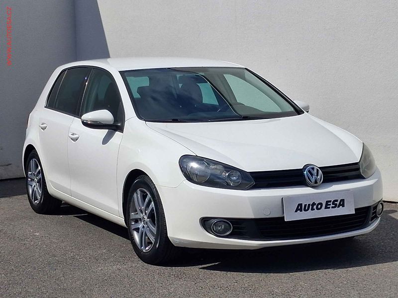 Volkswagen Golf (2011) 1.2TSi, ČR, Trendline - fotografie inzerátu