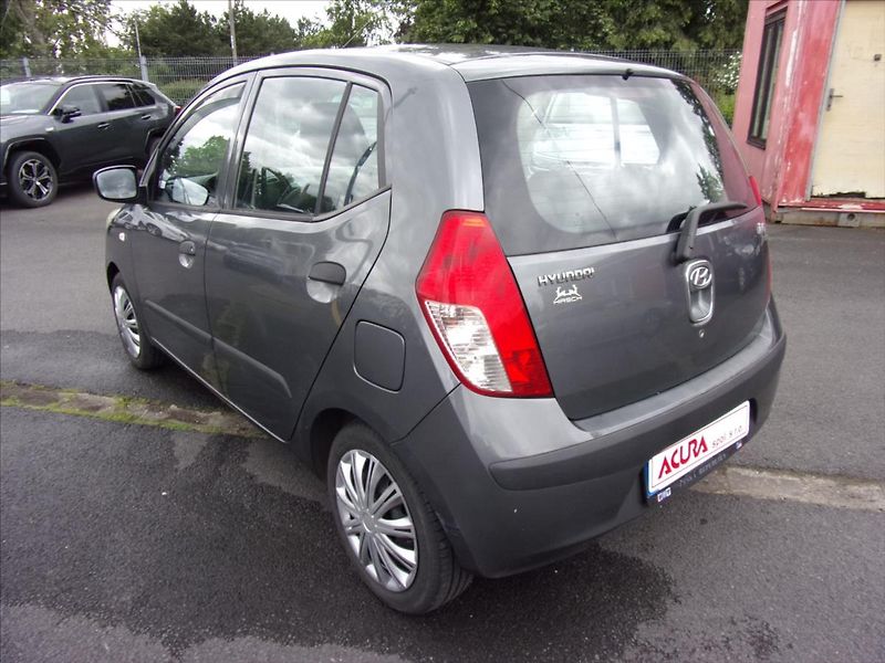 Hyundai i10 1,1 i  klima - fotka 5 z 22