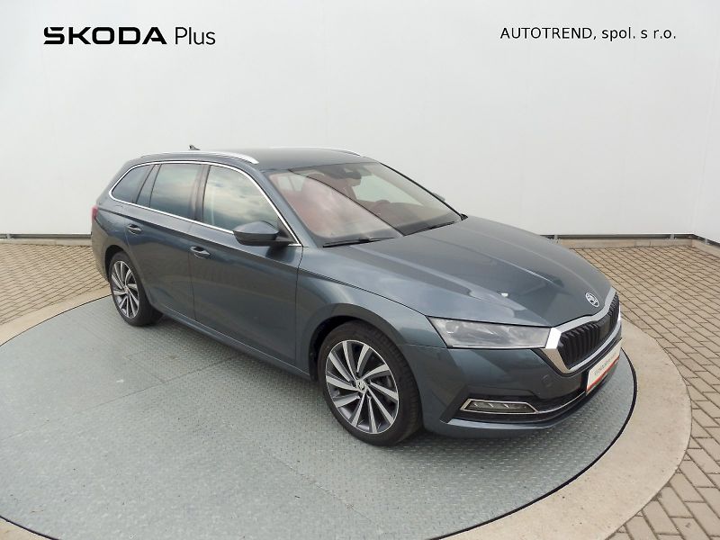 Škoda Octavia (2021) Combi Style 1,5 eTSI 110kW mHE - fotka 28 z 29