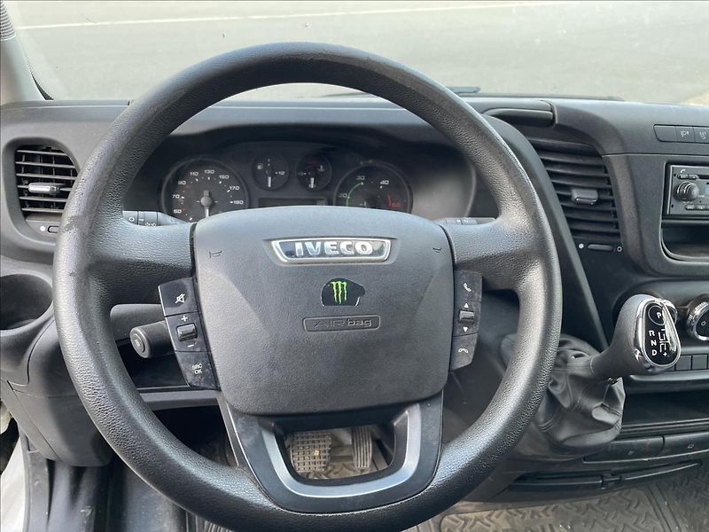 Iveco Daily 3,0 125kW*Automat* - fotka 9 z 25