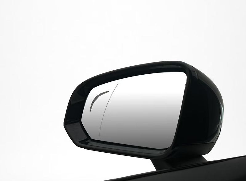 Volvo S60 Recharge T8 AWD R Kam Pano Taž - fotka 9 z 33