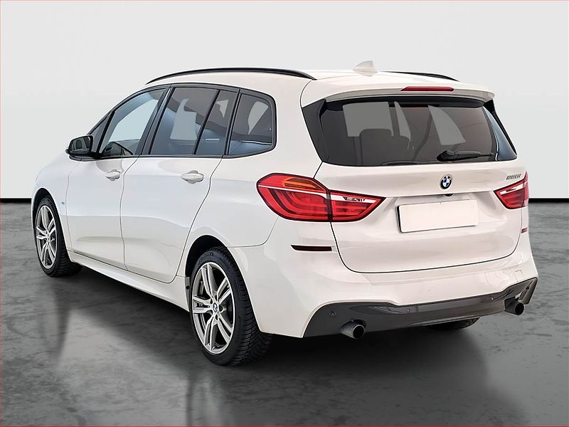BMW Řada 2 (2017) M Sport 220i Gran Tourer - fotka 4 z 27