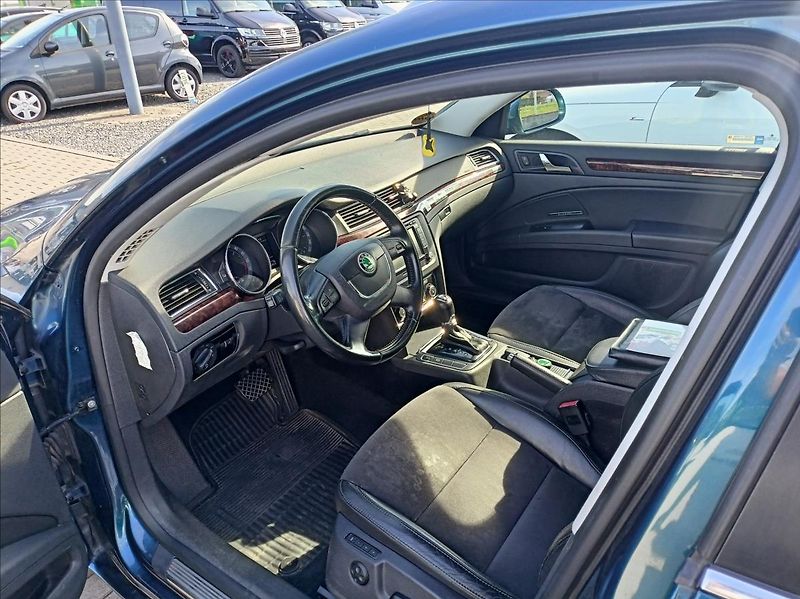 Škoda Superb 2,0   DSG 4x4 - fotka 5 z 13