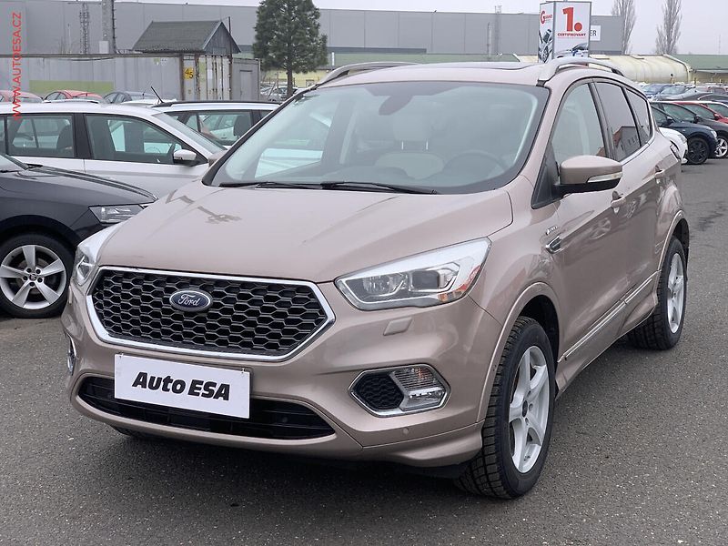 Ford Kuga (2017) 2.0TDCi 4x4, Vignale, AT, - fotka 3 z 21