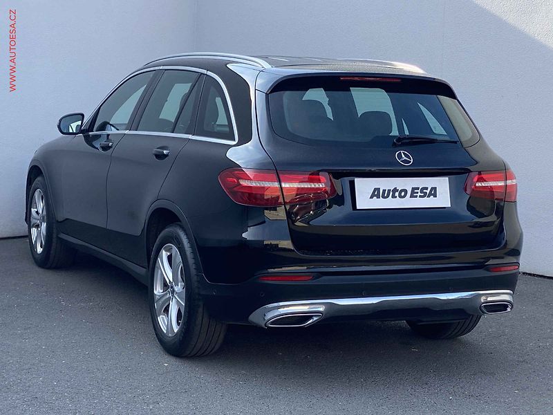 Mercedes-Benz GLC (2017) 2.2 CDi 220D 4Matic, AT, LED - fotka 6 z 21